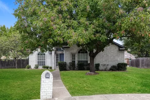 6339 Everglade Cir, Dallas, TX 75227