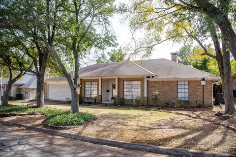 3320 E Houston St, Paris, TX 75460