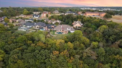 602 Rainbow Creek Ct, Arlington, TX 76012