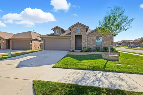 633 Captree Ln, Fort Worth, TX 76131