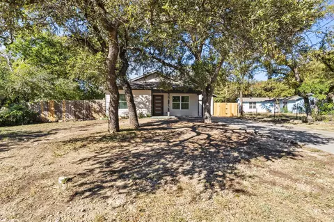 441 Calgary Rd, Azle, TX 76020