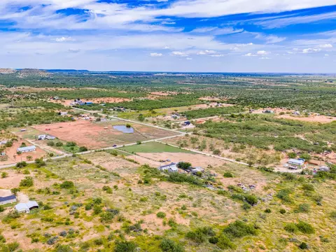 2949 Landers Rd, San Angelo, TX 76905