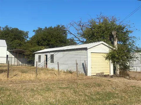 800 S 1st St, Haskell, TX 79521 photo 2