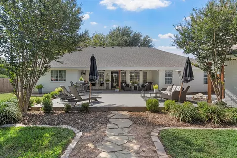 Exterior - 11209 Tree Lake Dr, Waco, TX 76708 photo 6 of 11