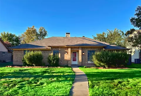 1613 Glencairn Ln, Lewisville, TX 75067