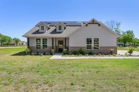 129 Cooper Ct, Springtown, TX 76082 photo 2