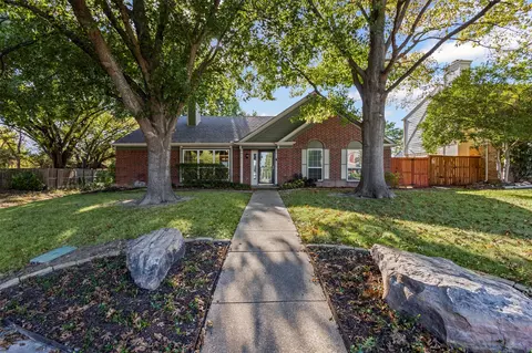 1812 Valencia Dr, Plano, TX 75074