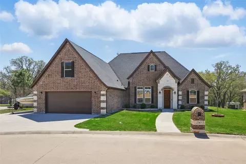 2787 Rodeo Dr, Quinlan, TX 75474