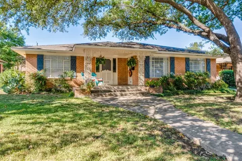 6529 Saint Moritz Ave, Dallas, TX 75214