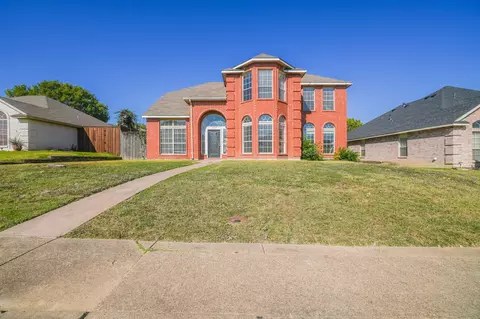 1109 Ashford Dr, Desoto, TX 75115