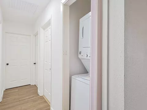 Entry Way - 804 Milam Dr, Euless, TX 76039 photo 2 of 2