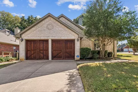 2255 Grandview Dr, Flower Mound, TX 75028