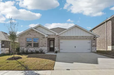 2130 Mustang Way, Seagoville, TX 75159