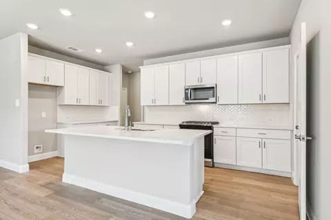 501 Midnight Oak Dr, Mckinney, TX 75069