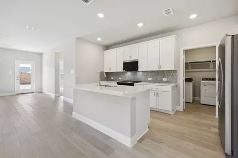 1210 Booker Dr, Mckinney, TX 75069