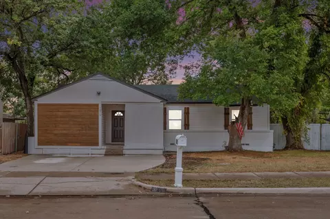 1819 Ruth St, Arlington, TX 76010