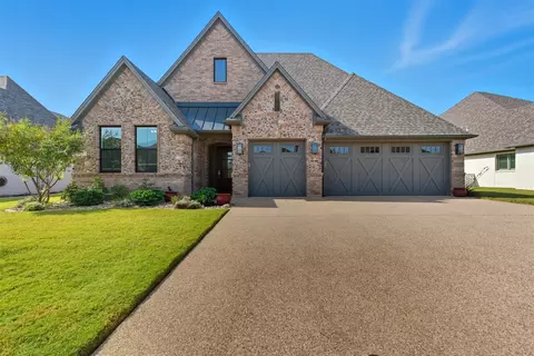 6627 Pinehurst Dr, Granbury, TX 76049