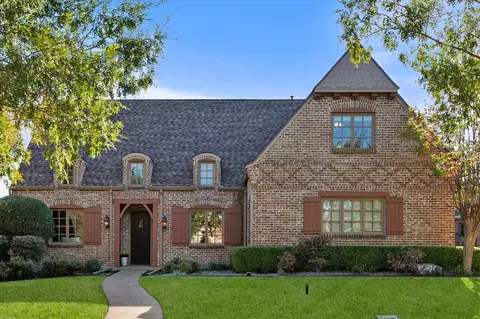 2112 Westchester Dr, Mansfield, TX 76063