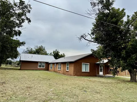 4294 Sartain Rd, Mineral Wells, TX 76067