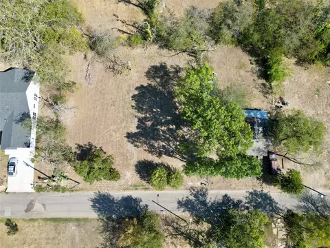 1814 Division St, Commerce, TX 75428 photo 5