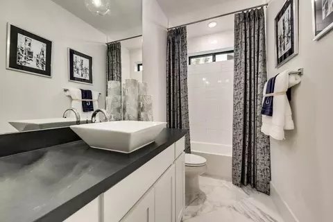 Bath - 2820 Firefly Pl, Prosper, TX 75078 photo 4 of 6
