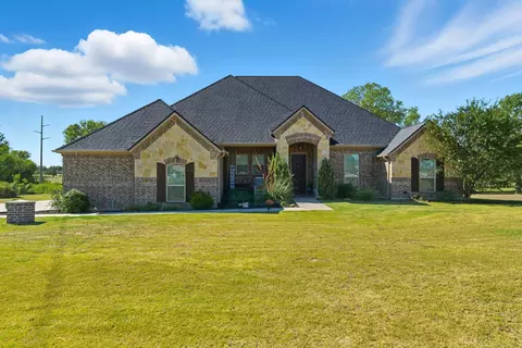 330 Pack Saddle Ct, Weatherford, TX 76088