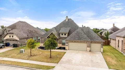 1149 Blue Sky Ln, Burleson, TX 76028