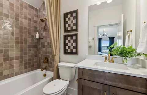 Bath - 2929 Cliffside Dr, Celina, TX 75009 photo 4 of 5