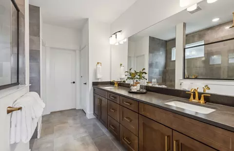 Bath - 2929 Cliffside Dr, Celina, TX 75009 photo 1 of 5