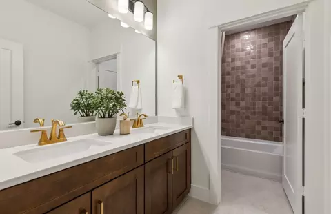 Bath - 2929 Cliffside Dr, Celina, TX 75009 photo 5 of 5