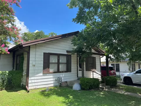 1109 E Pearl St, Stephenville, TX 76401