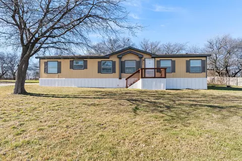 12631 Heather Brook Rd, Justin, TX 76247