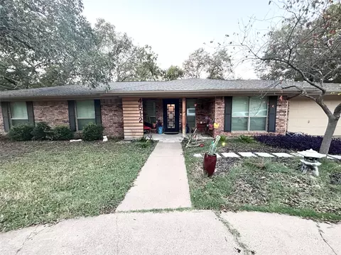 4512 Cimmaron Trl, Granbury, TX 76049