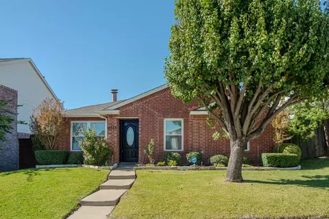 4333 Onyx Dr, Carrollton, TX 75010