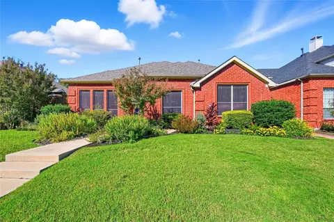 9718 Prestmont Pl, Frisco, TX 75035