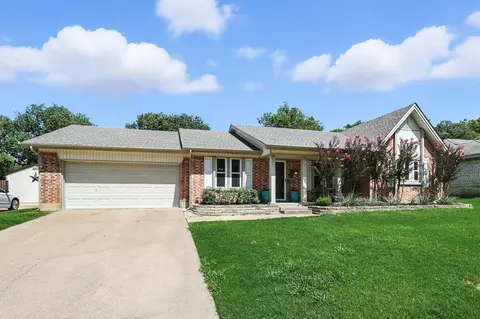3624 Wayne Ct, Bedford, TX 76021