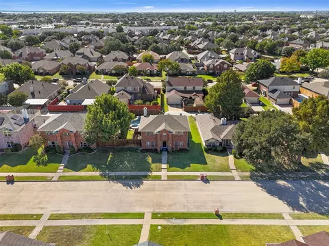View/Area - 8502 Coventry Dr, Rowlett, TX 75089 photo 5 of 7