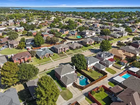 View/Area - 8502 Coventry Dr, Rowlett, TX 75089 photo 7 of 7