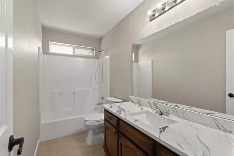Bath - 8502 Coventry Dr, Rowlett, TX 75089 photo 4 of 4