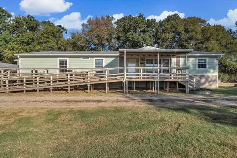 Exterior - 1745 Meixner Rd, Waco, TX 76705 photo 4 of 7