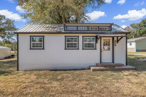 Exterior - 1745 Meixner Rd, Waco, TX 76705 photo 5 of 7