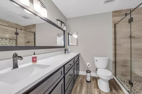 Bath - 1745 Meixner Rd, Waco, TX 76705 photo 1 of 5