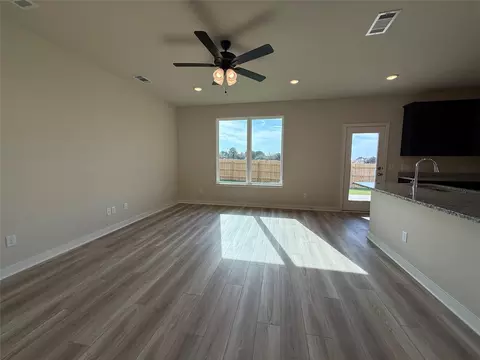 Living - 11524 Celestial Ct, Lorena, TX 76655 photo 2 of 4