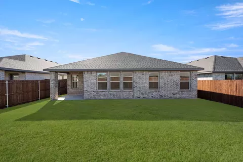Other - 304 Comanche Dr, Cleburne, TX 76033 photo 5 of 6
