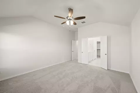 Bedroom - 304 Comanche Dr, Cleburne, TX 76033 photo 1 of 5