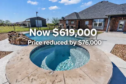 2320 Harvest Moon Ln, Sanger, TX 76266
