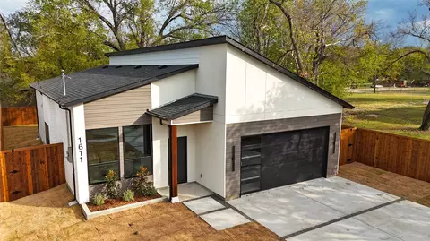 1611 Gibbons St, Greenville, TX 75401