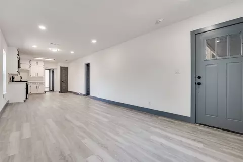 Living - 712 E 3rd St, Irving, TX 75060 photo 2 of 3