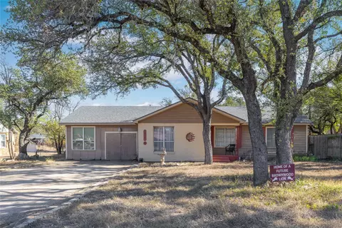 3304 Austin Ave, Brownwood, TX 76801