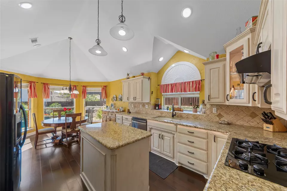 Kitchen - 508 Santa Barbara Dr, Keller, TX 76248 photo 1 of 4